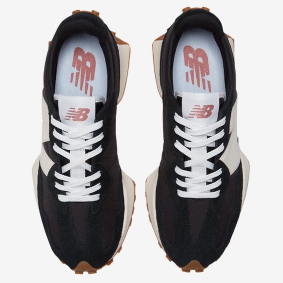 NEW BALANCE 327 Womens ~various sizes~ Sneakers Shoes Black/White Leather Logo - Picture 11 of 16